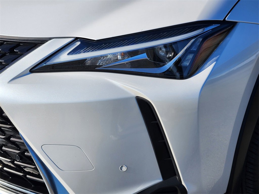 Used 2021 Lexus UX 250h w/ Premium Package image 9