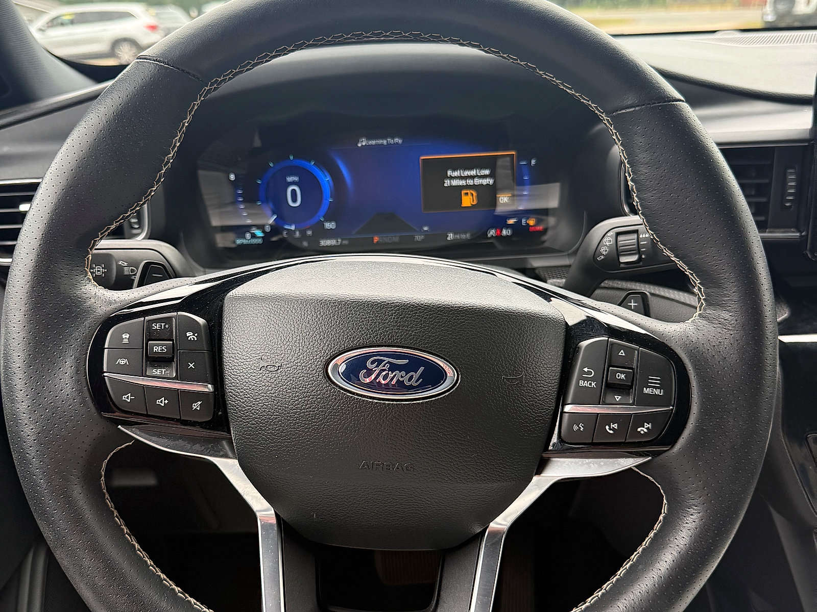 Used 2023 Ford Explorer ST w/ Equipment Group 401A AWD/4WD image 12