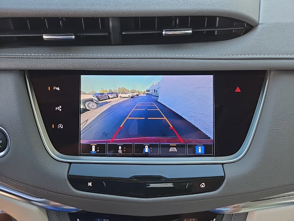 Certified 2023 Cadillac XT5 Premium Luxury w/ Technology Package FWD image 28
