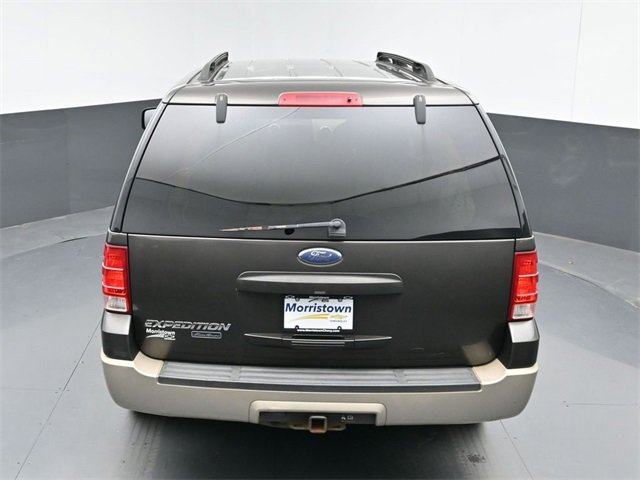 Used 2005 Ford Expedition Eddie Bauer image 40
