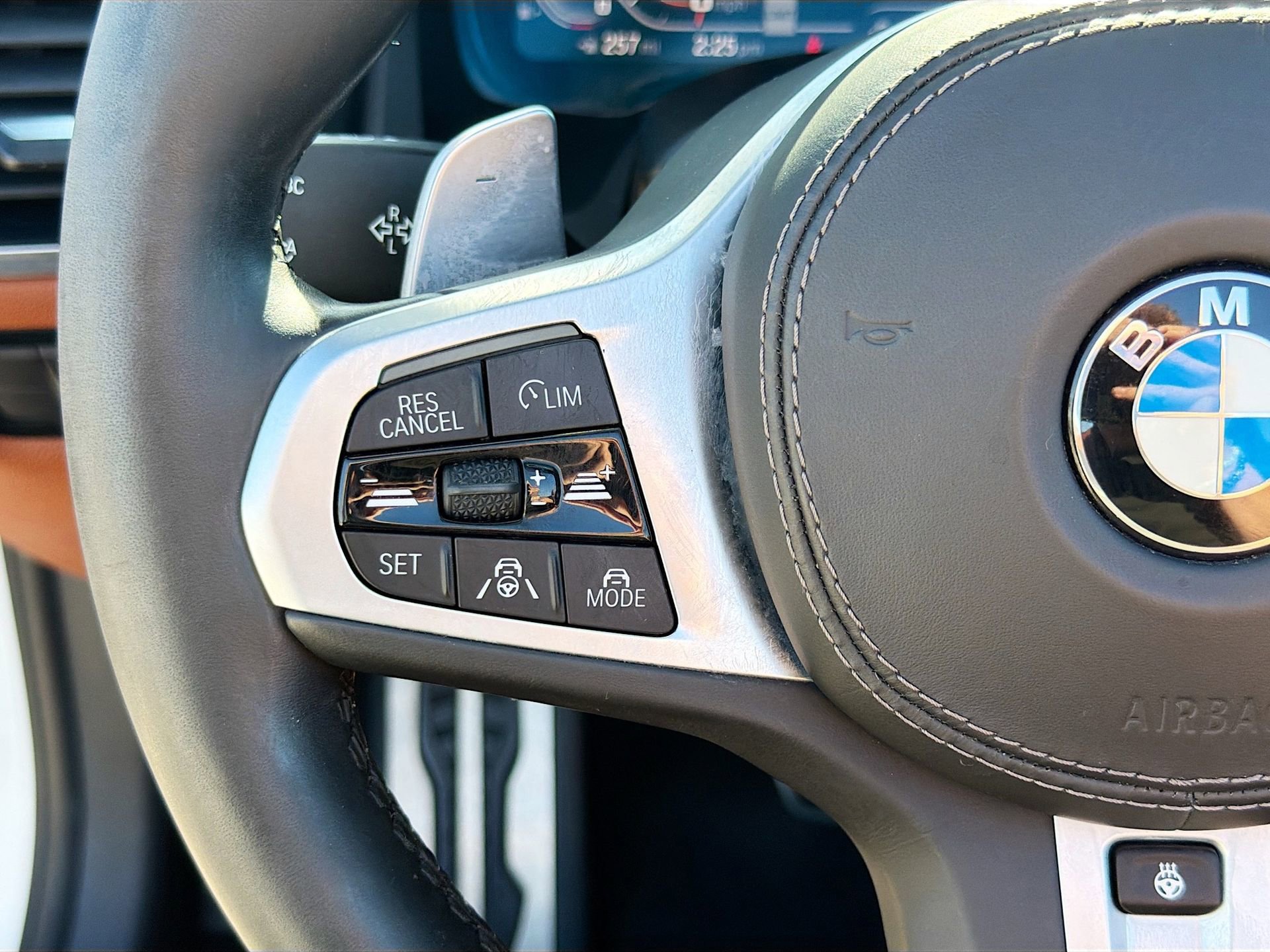 Used 2019 BMW M850i xDrive Convertible image 39