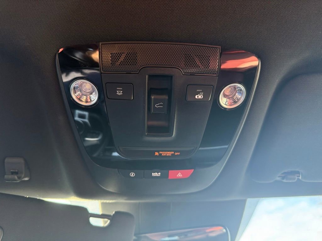 Used 2023 Kia K5 GT-Line image 32