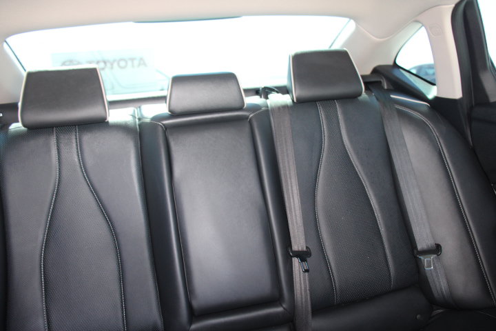 Used 2021 Acura TLX w/ Advance Package FWD image 22