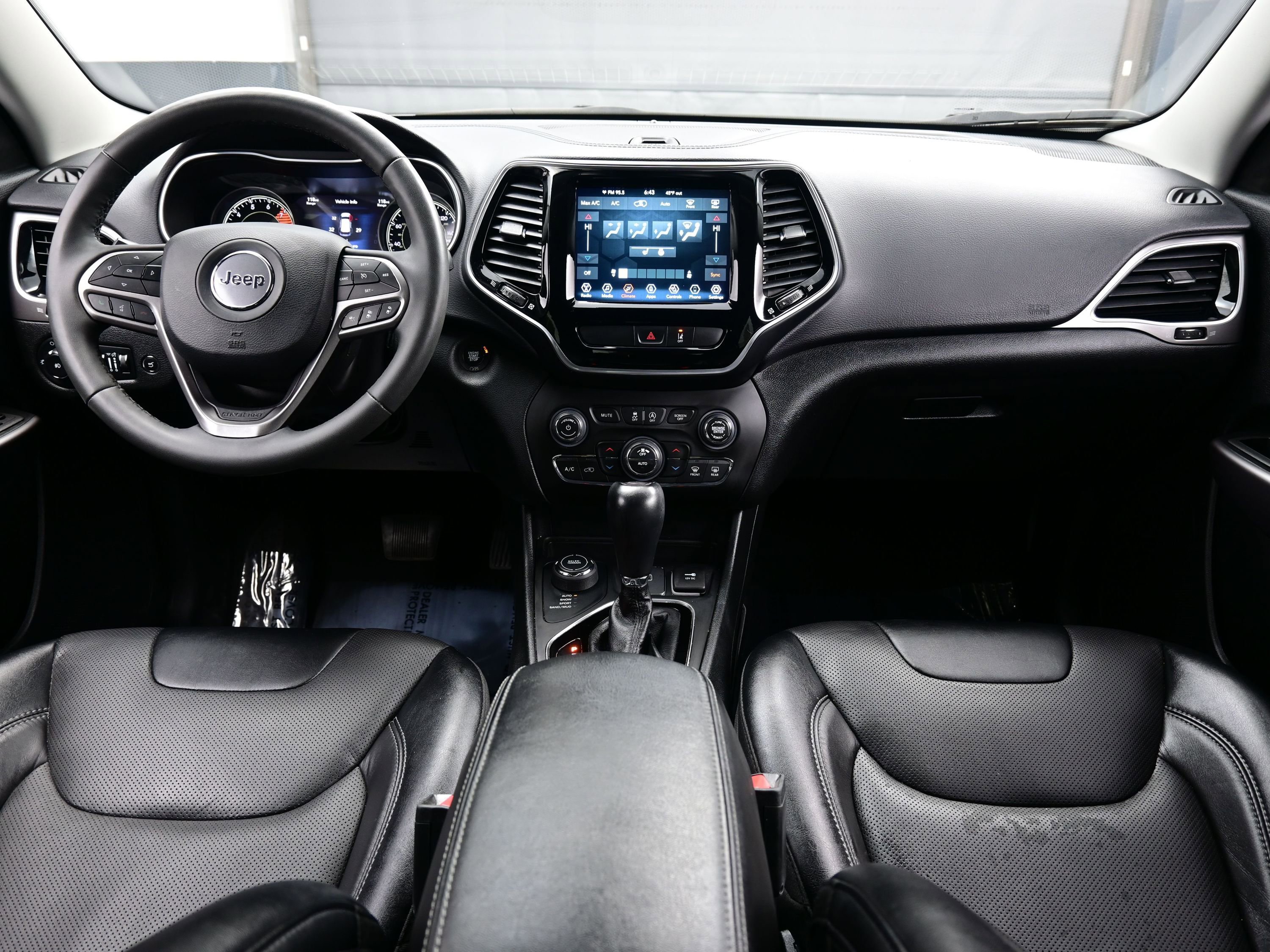 Used 2022 Jeep Cherokee Limited image 18