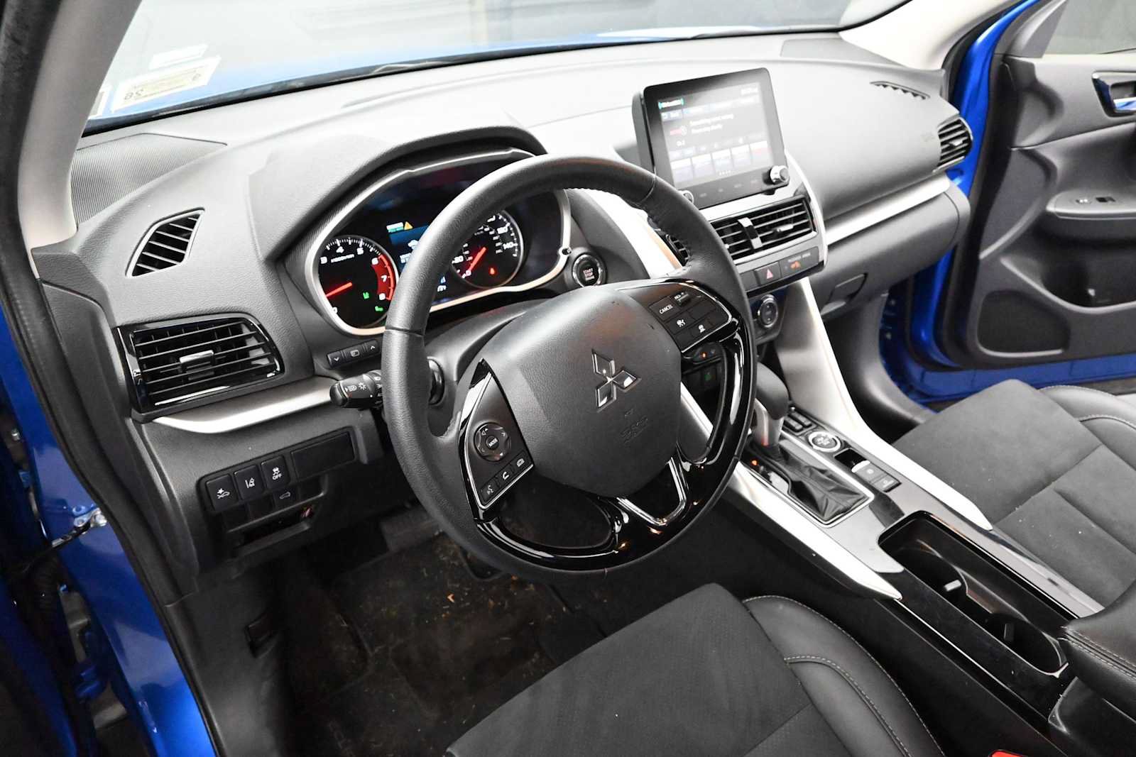 Used 2025 Mitsubishi Eclipse Cross SE AWD/4WD image 10