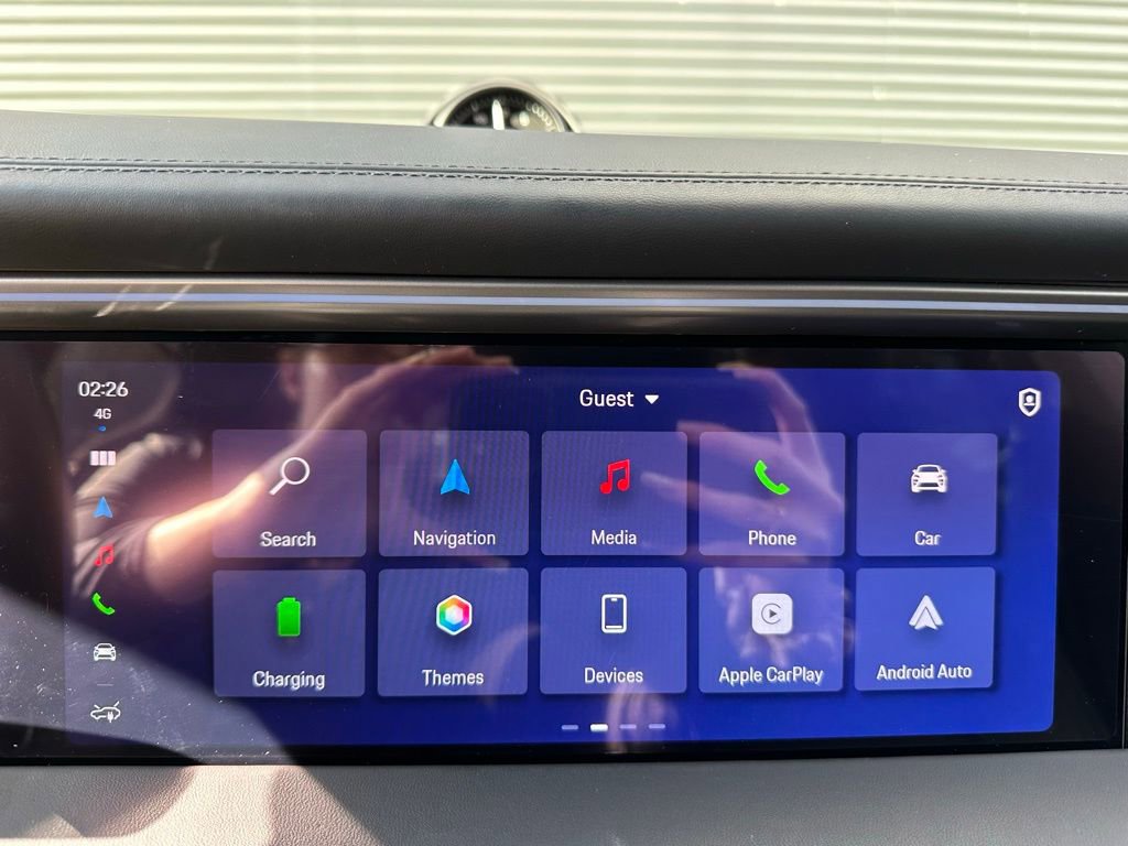 Used 2025 Porsche Macan 4 Electric image 28