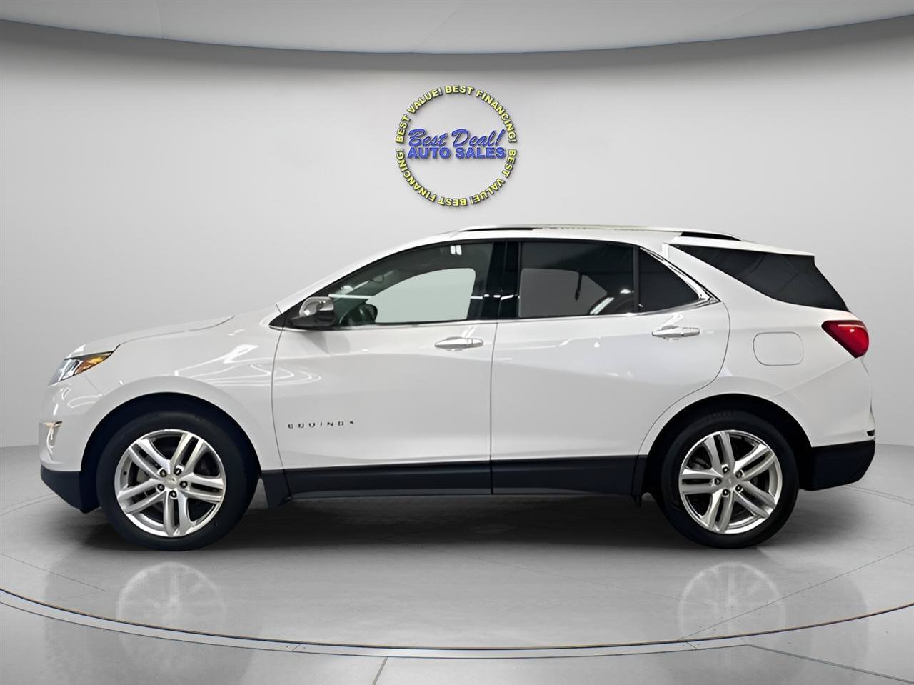 Used 2020 Chevrolet Equinox Premier AWD/4WD image 2