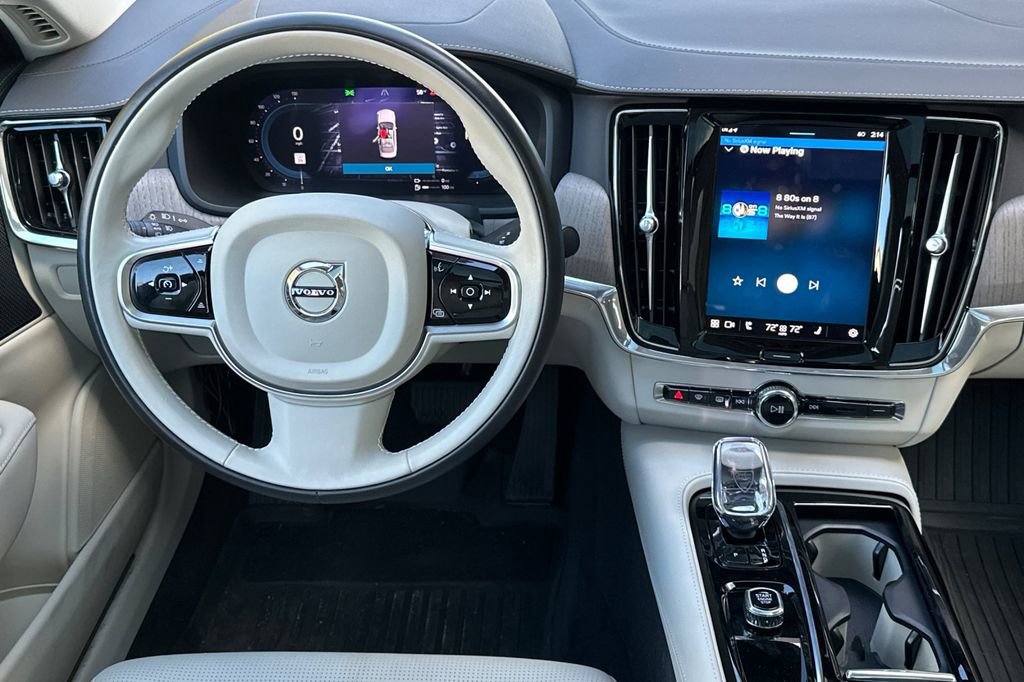 Used 2024 Volvo S90 T8 Ultimate image 14