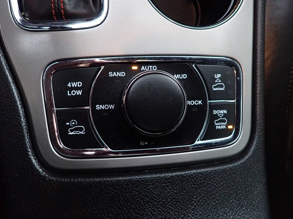 Used 2020 Jeep Grand Cherokee Trailhawk AWD/4WD image 9
