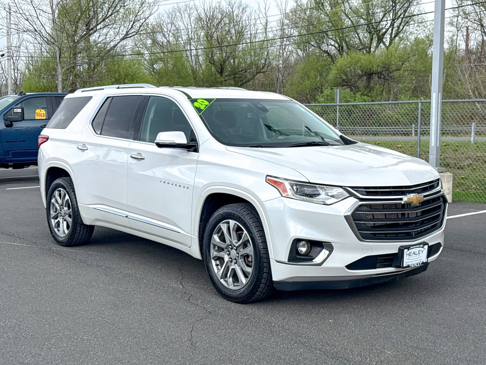 Used 2020 Chevrolet Traverse Premier AWD/4WD image 1