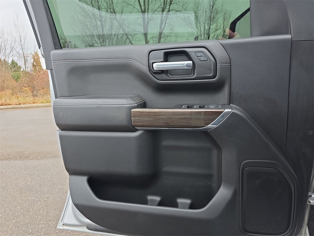 Certified 2022 Chevrolet Silverado 1500 RST image 25