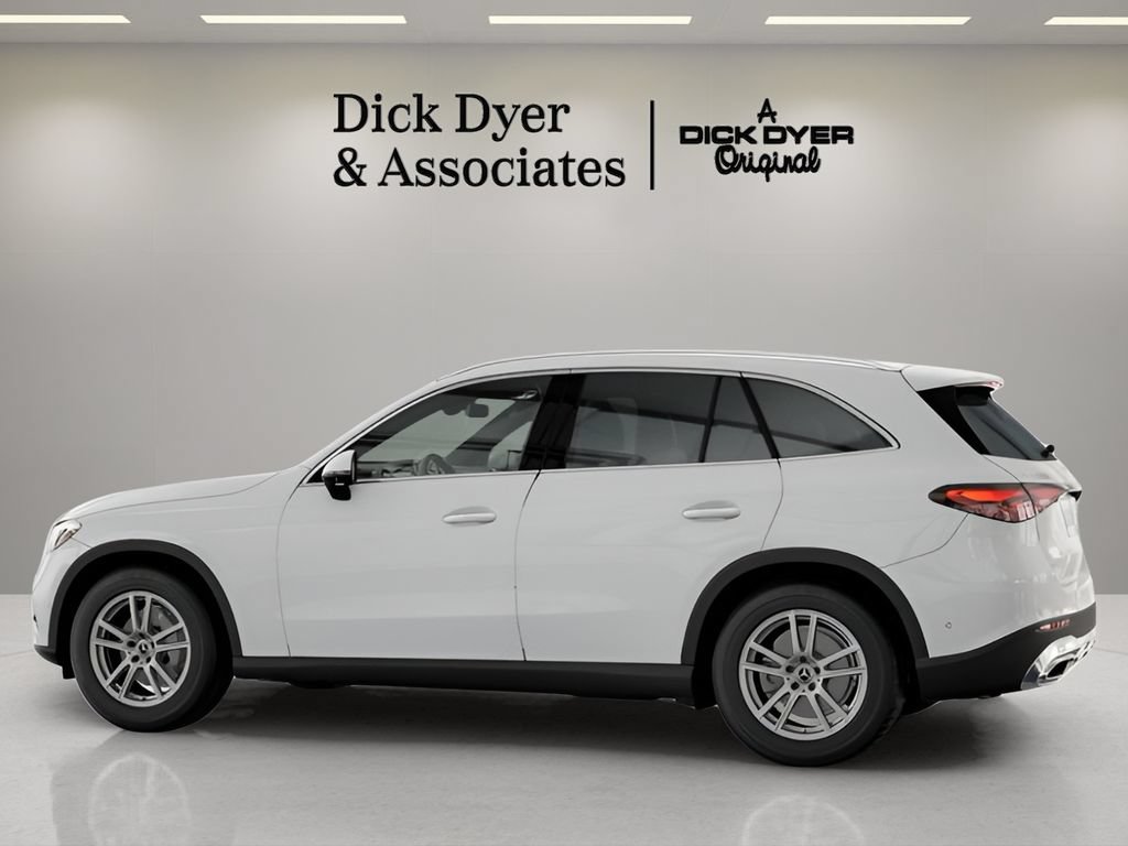Used 2026 Mercedes-Benz GLC 300 image 22