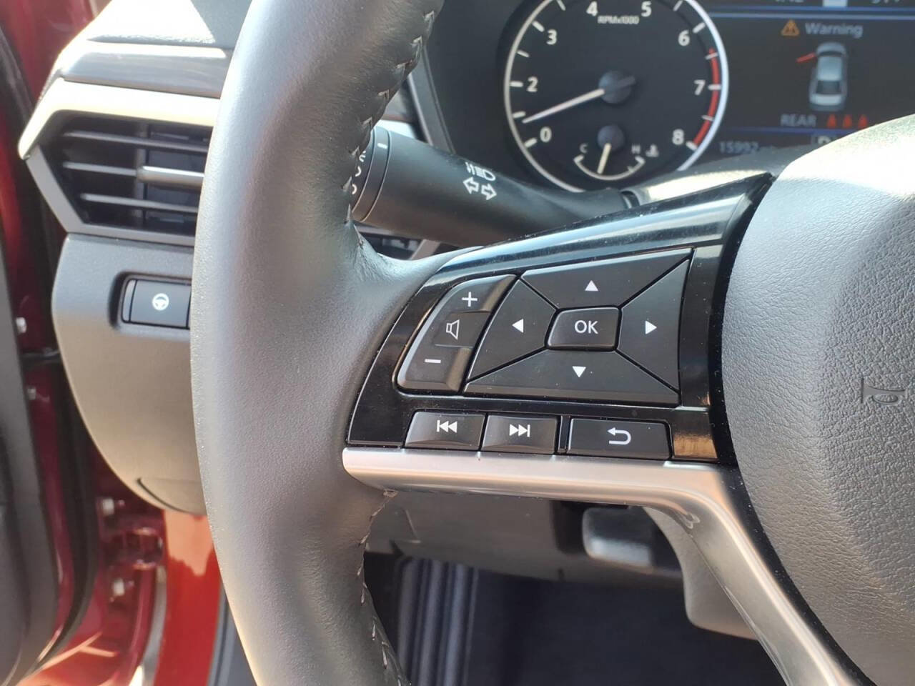 Used 2025 Nissan Altima 2.5 SL image 17