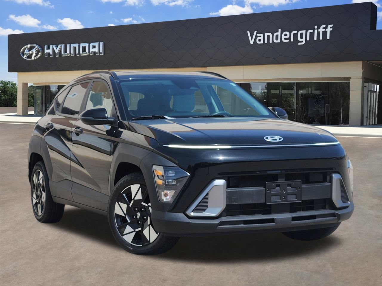 Used 2025 Hyundai Kona SEL FWD video 1