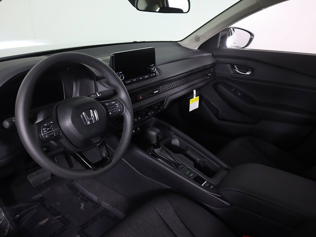Certified 2025 Honda Accord SE image 26