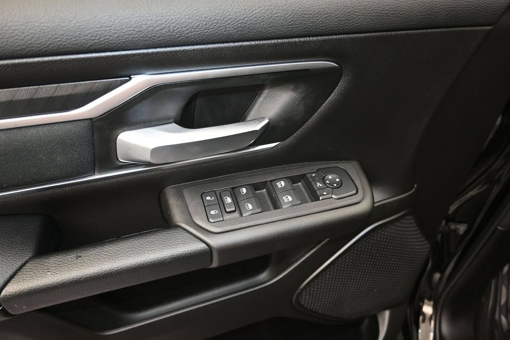 Used 2026 RAM 1500 Big Horn w/ Night Edition AWD/4WD image 11