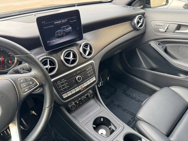 Used 2019 Mercedes-Benz GLA 250 4MATIC image 19