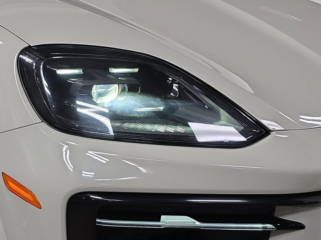 Certified 2024 Porsche Cayenne S AWD/4WD image 12