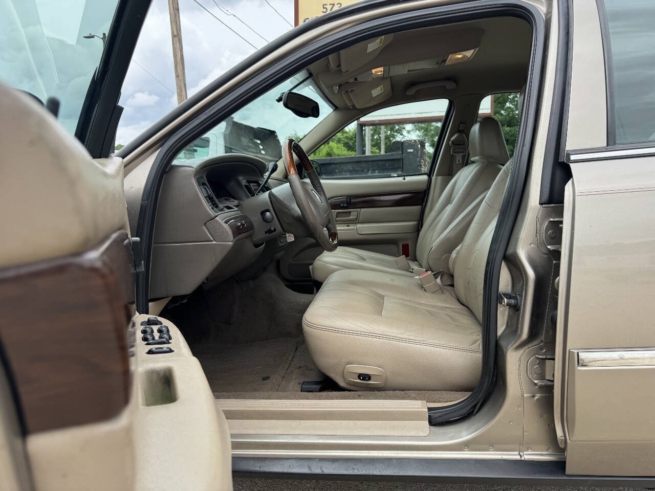 Used 2003 Mercury Grand Marquis LS RWD image 11