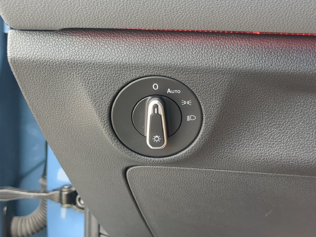 Certified 2025 Volkswagen Jetta GLI Autobahn FWD image 26