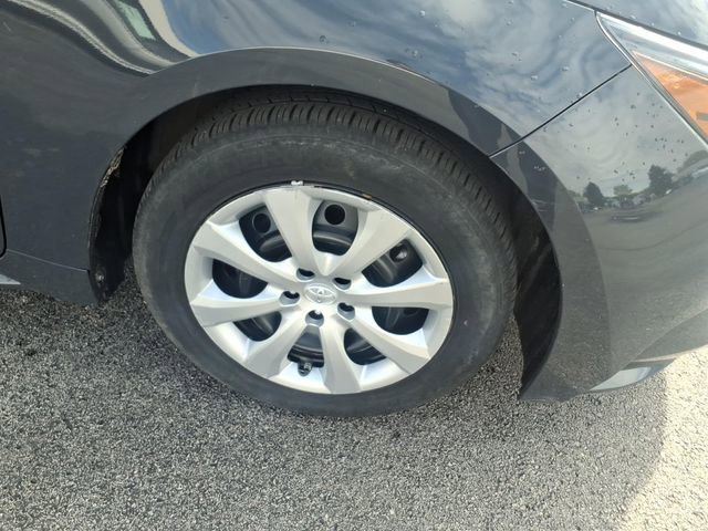 Used 2023 Toyota Corolla LE FWD image 29