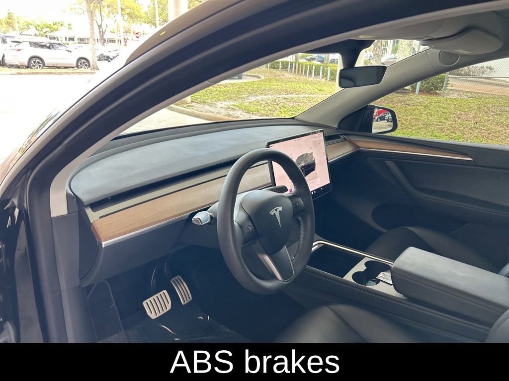 Used 2023 Tesla Model Y Long Range image 6