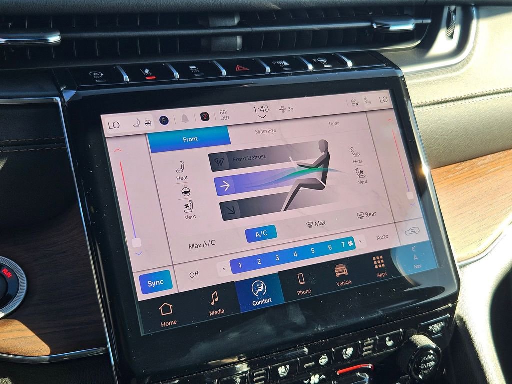 New 2025 Jeep Grand Cherokee Summit w/ Obsidian Package image 31