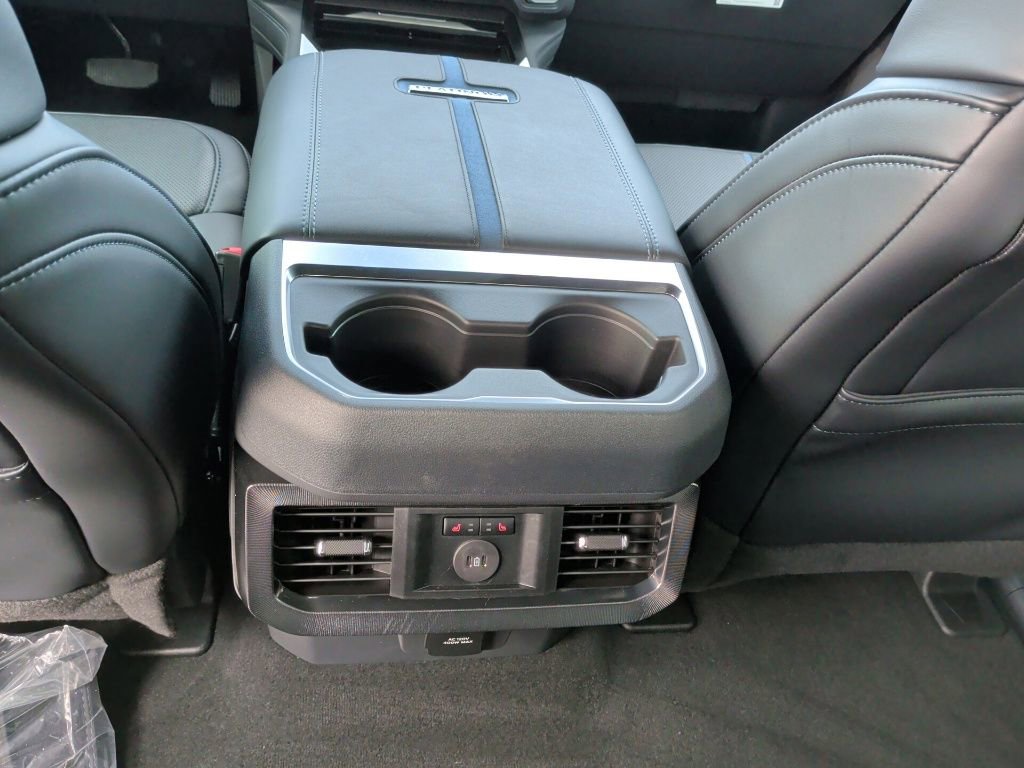 New 2026 Ford F250 Platinum w/ FX4 Off-Road Package image 41