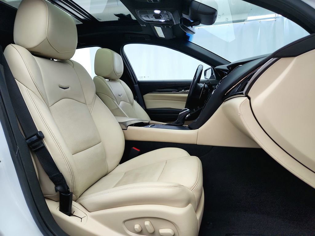 Used 2019 Cadillac CTS Luxury image 32