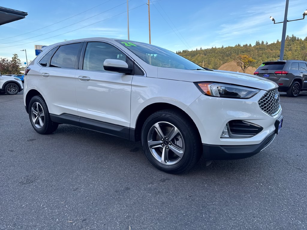Used 2024 Ford Edge SEL w/ Convenience Package AWD/4WD image 9