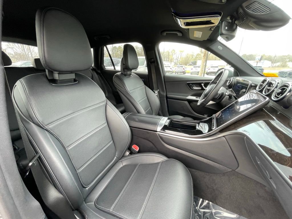 Used 2023 Mercedes-Benz GLC 300 image 31