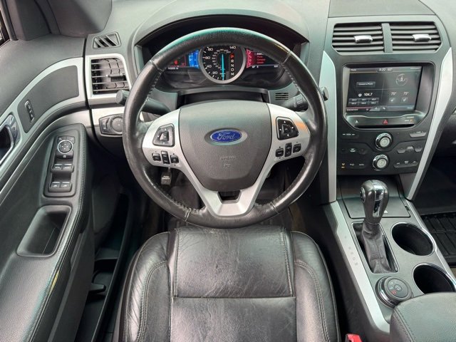 Used 2013 Ford Explorer XLT image 15