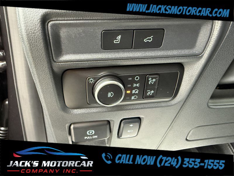 Used 2024 Ford Expedition Limited image 33