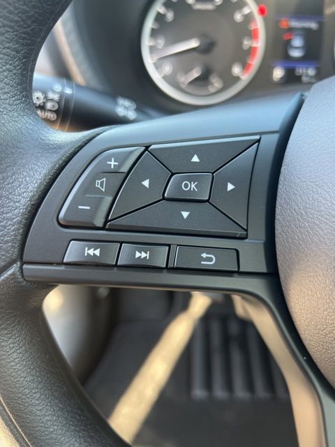 Used 2025 Nissan Sentra S image 12