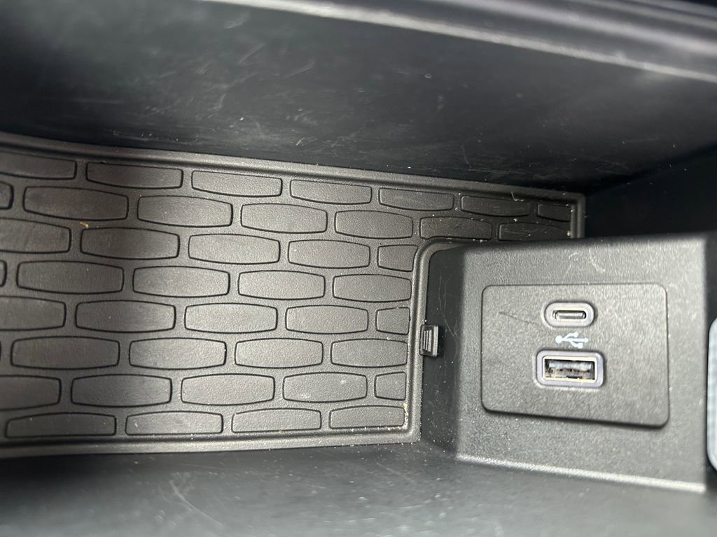 Used 2023 Lincoln Aviator Reserve w/ Equipment Group 201A image 20