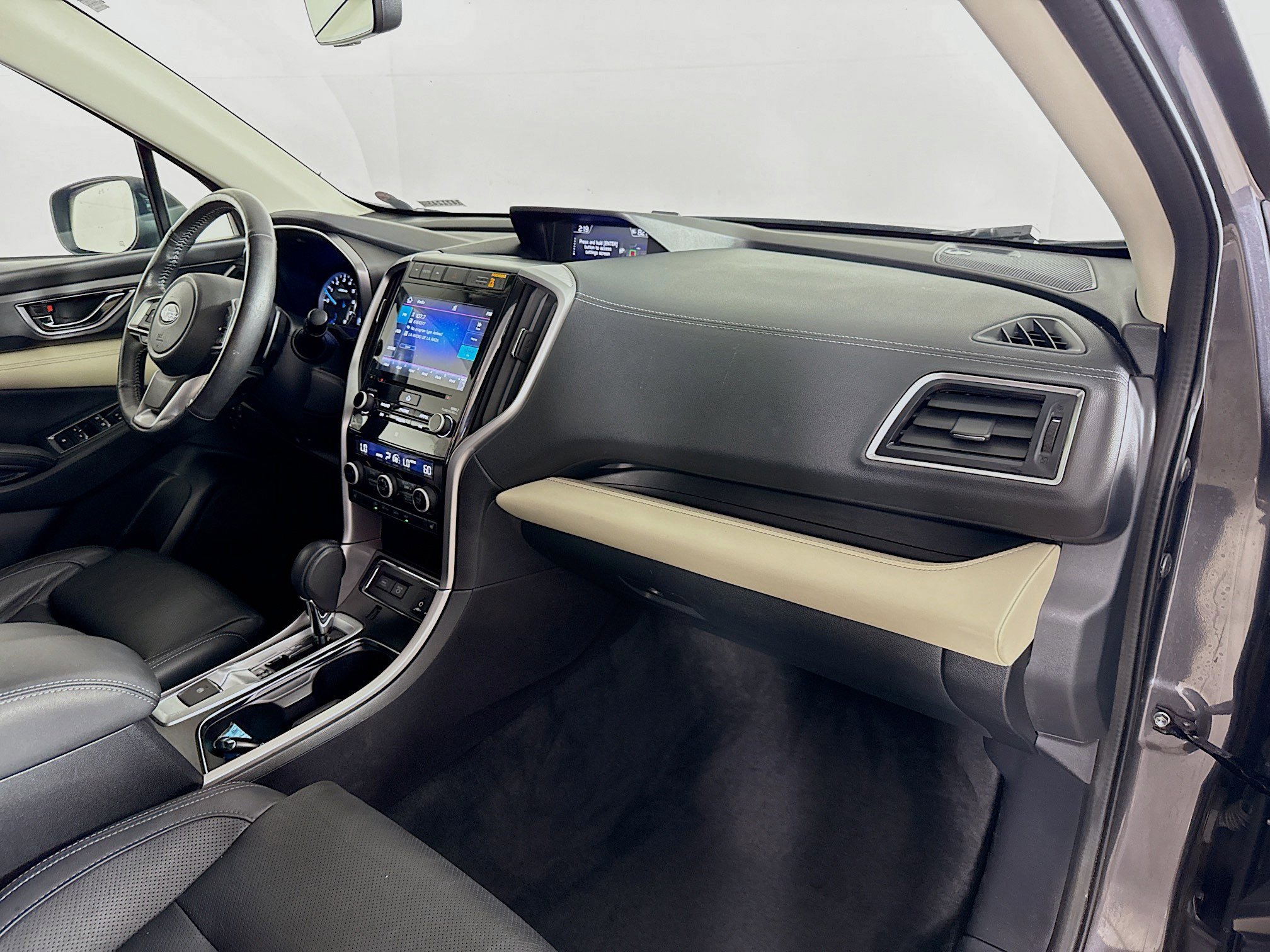 Used 2022 Subaru Ascent Limited image 37