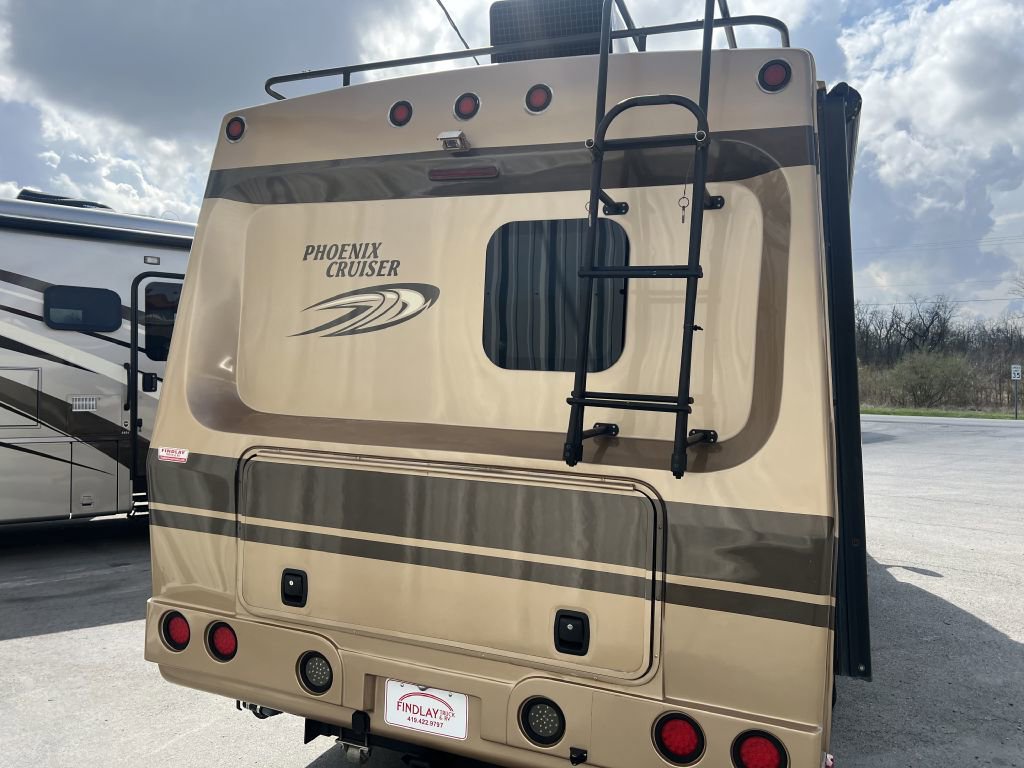 Used 2017 Ford E-450 and Econoline 450 Super Duty w/ Motorhome Prep Package image 38
