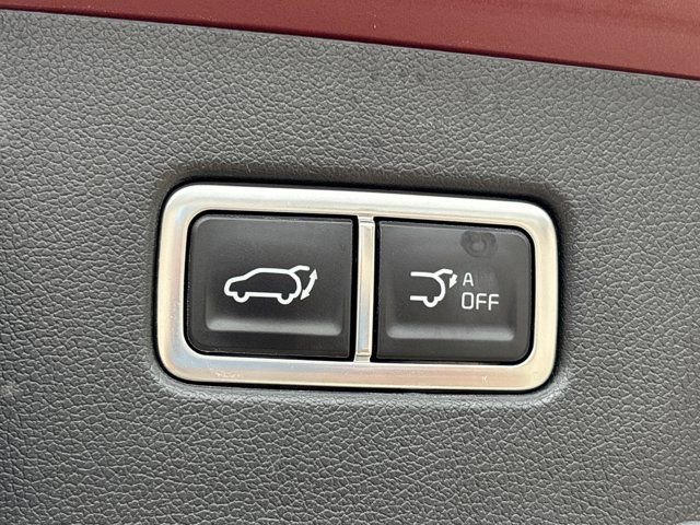 Used 2025 Kia Sorento SX image 7