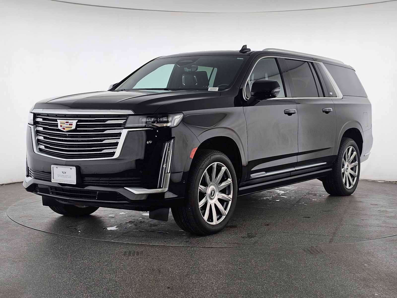 Certified 2024 Cadillac Escalade ESV Premium Luxury Platinum AWD/4WD image 15