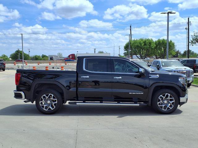 Used 2025 GMC Sierra 1500 SLT image 2