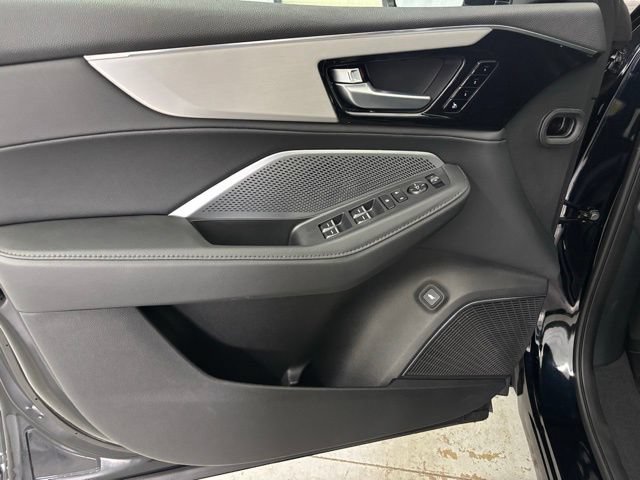 Certified 2026 Acura MDX FWD image 12