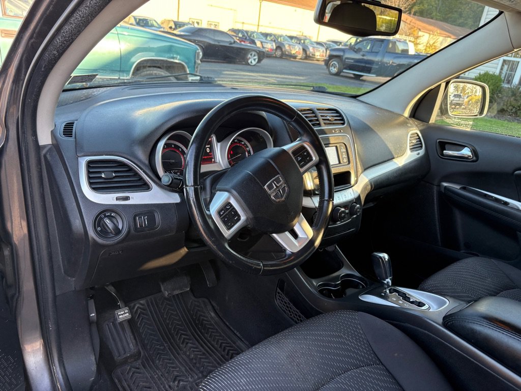Used 2014 Dodge Journey SE w/ Flexible Seating Group FWD image 13