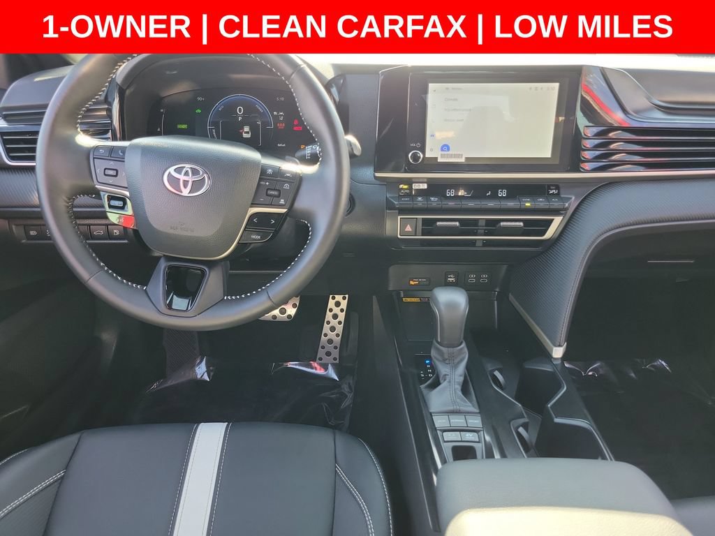 Used 2025 Toyota Camry SE FWD image 12