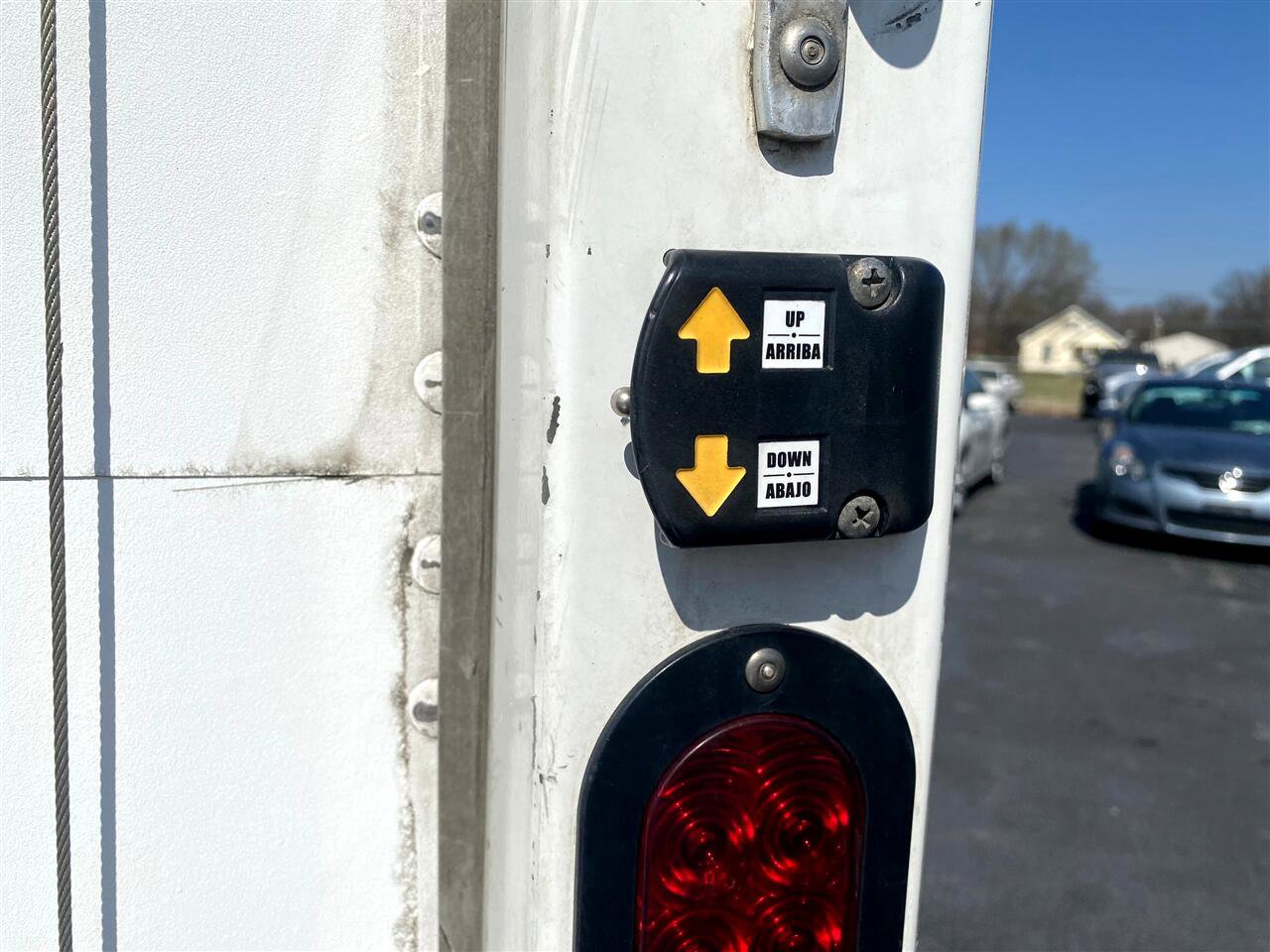 Used 2020 Isuzu NPR image 14