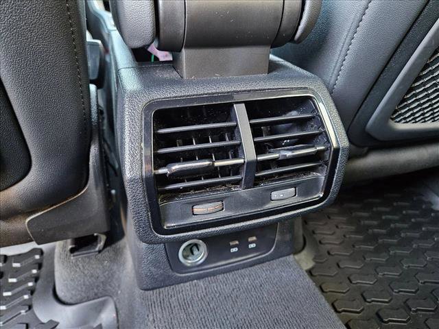 Used 2023 Audi Q3 2.0T Premium Plus w/ Premium Plus Package image 17