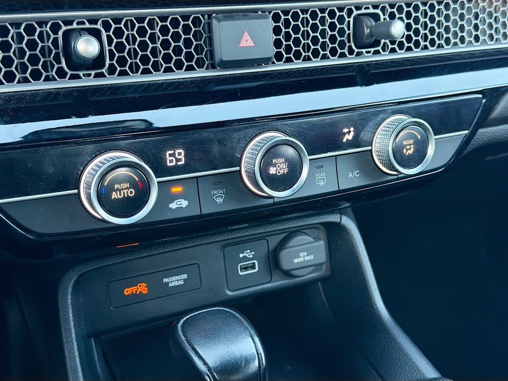Used 2023 Honda Civic Sport image 15