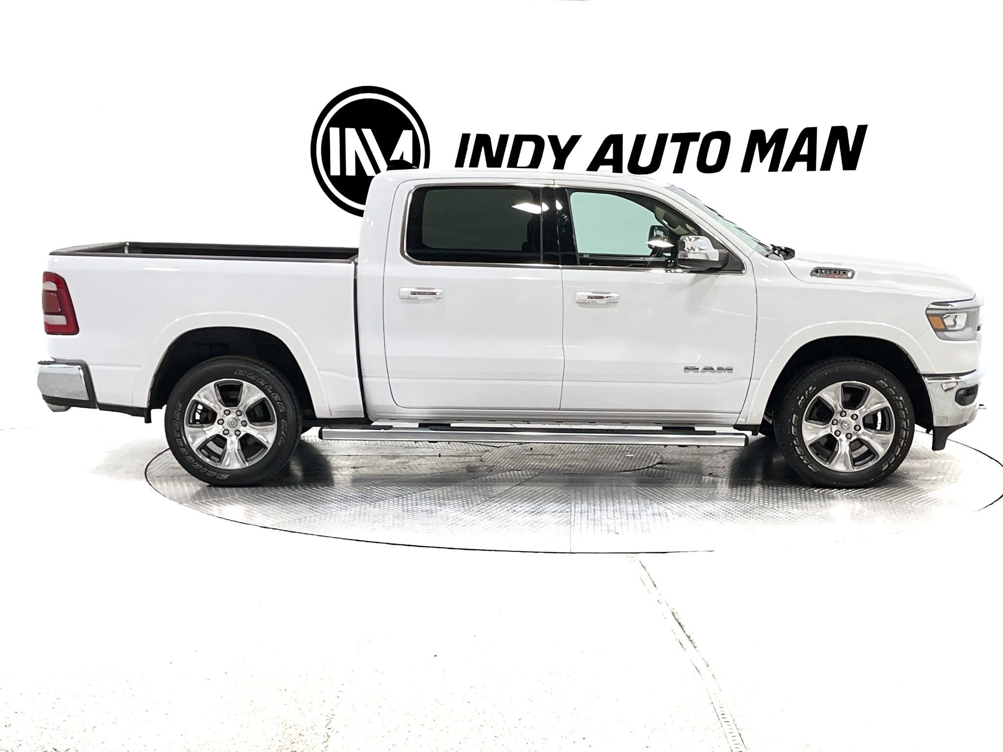 Used 2020 RAM 1500 Laramie AWD/4WD image 3