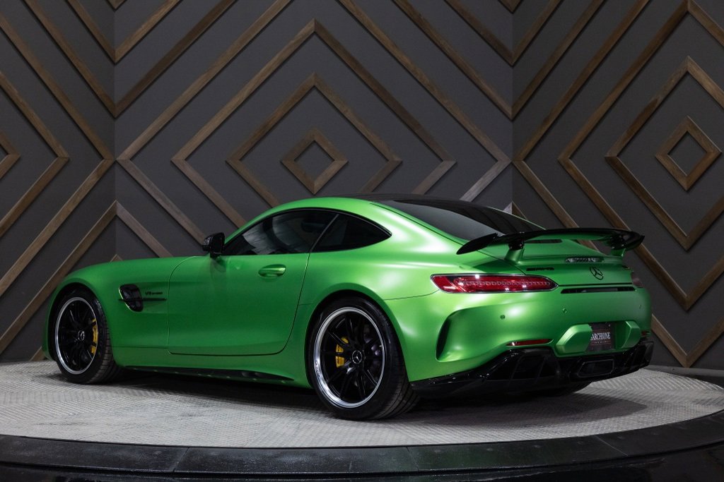 Used 2018 Mercedes-Benz AMG GT R image 2