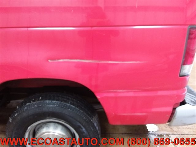 Used 2001 Ford E-250 and Econoline 250 RWD image 15