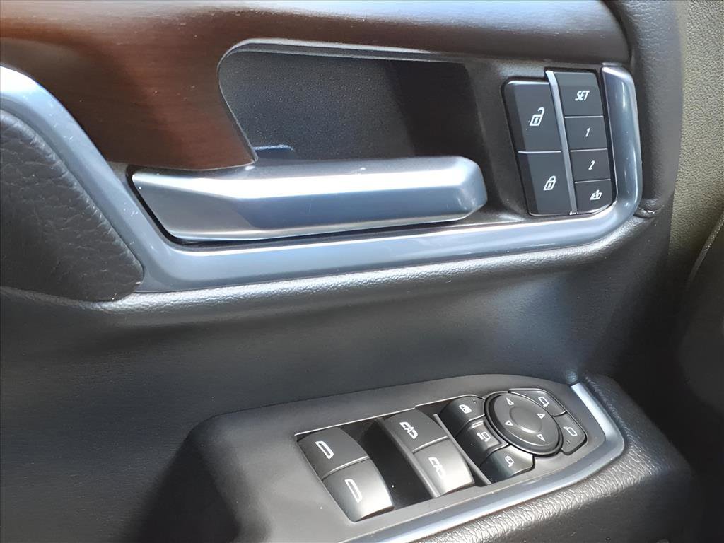 Used 2024 GMC Sierra 2500 Denali w/ Denali Reserve Package image 19